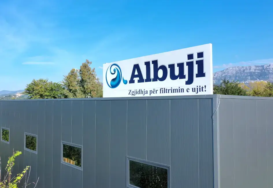 Cilësia e Ujit në Shqipëri dhe Kosovë: Çfarë Duhet të Dini